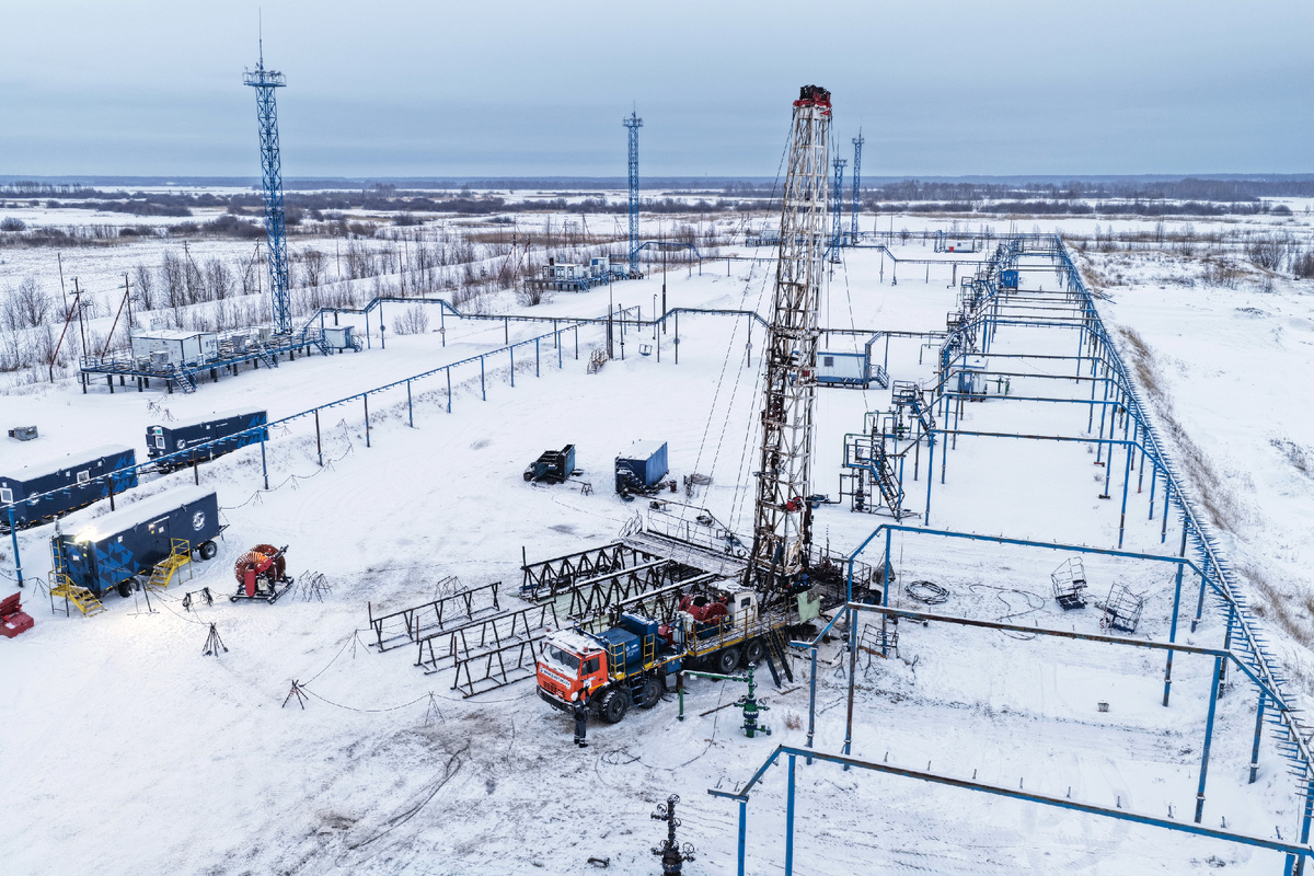 Южно-Приобское месторождение, где трудятся 20 бригад КРС ОП Мегион «ФракДжет-Волга», 2025 год.