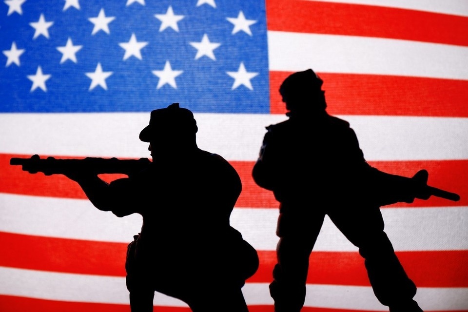    Угрожают, что США начнет войну против России, если наша страна нарушит перемирие с Украиной GLOBAL LOOK PRESS