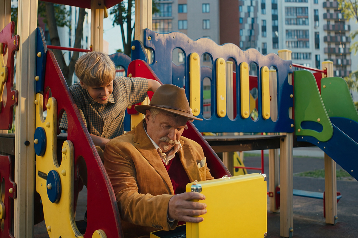 «Атмосфера кино»📷Кадр из фильма «Приключения желтого чемоданчика»