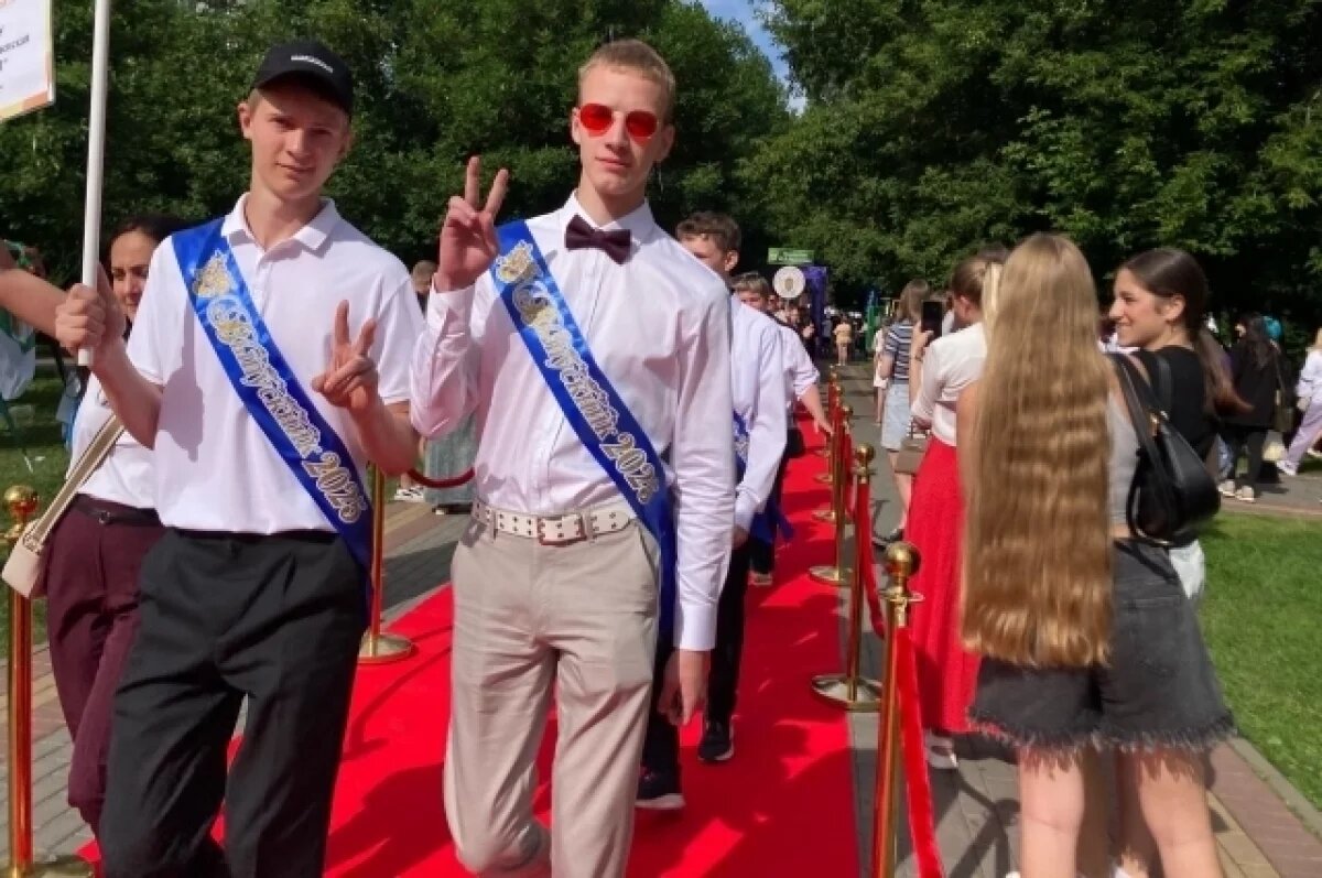    Молодые и старшие коллеги в Томске по-разному видят друг друга