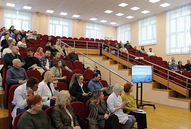 В Твери прошел медицинский форум «Из рук в руки»