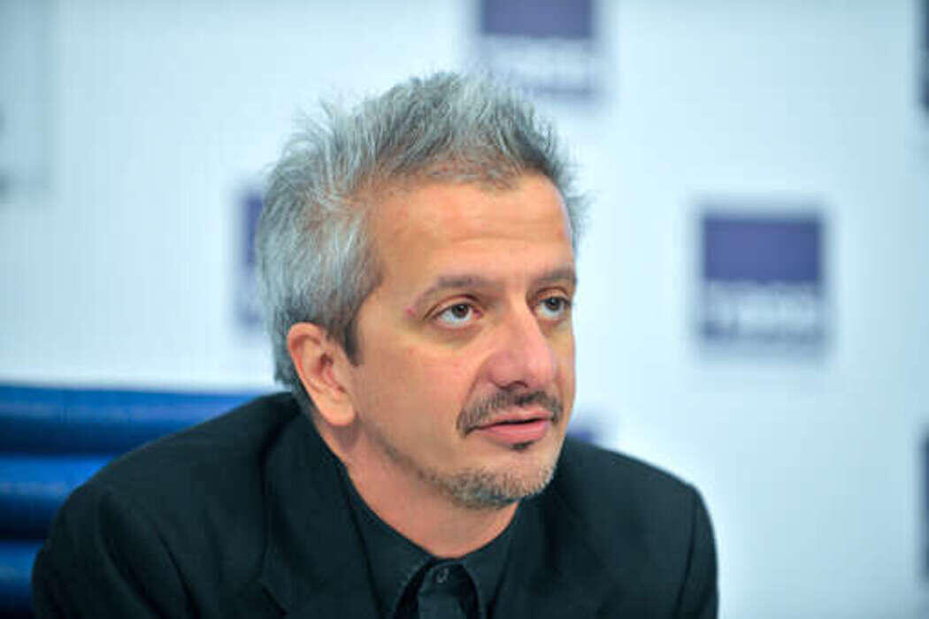 Константин Юрьевич Богомолов — российский театральный деятель, режиссёр театра и кино, театральный и киноактёр. Фото из доступных источников интернета.