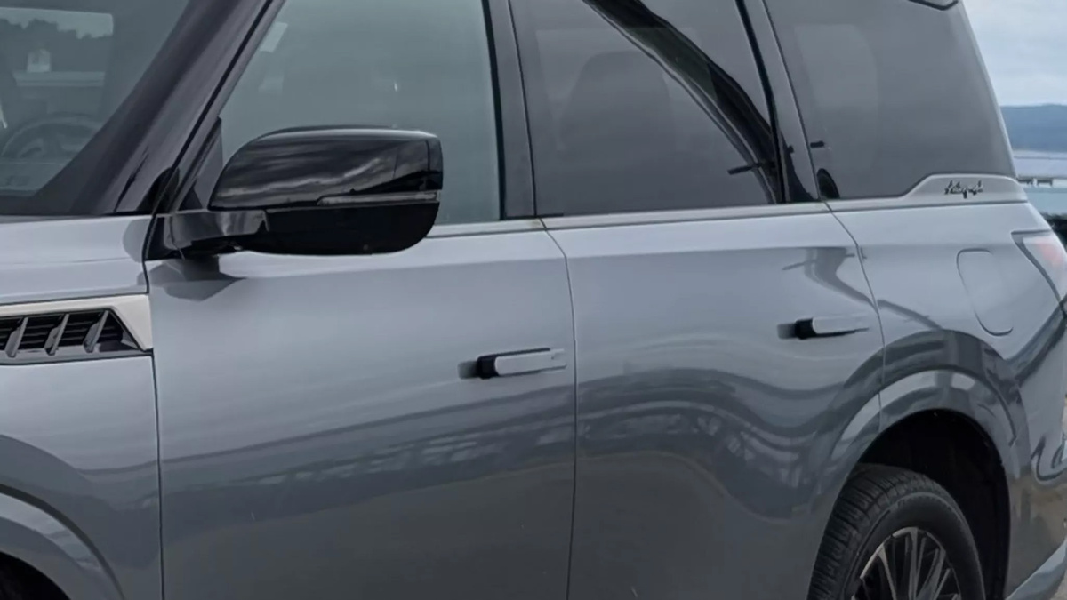 Фото: Stephen Rivers for Carscoops  📷
