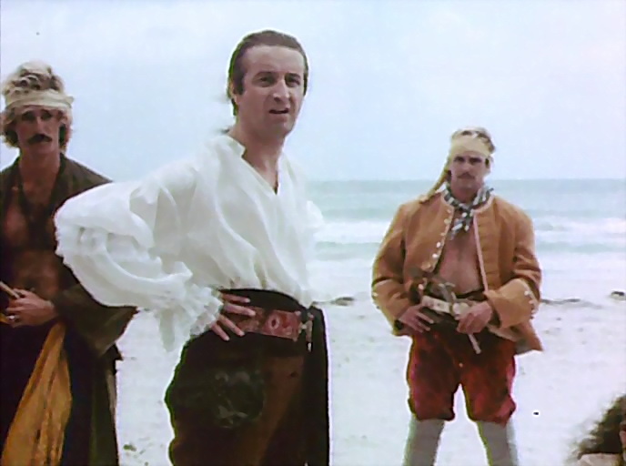 Так... к чему бы приложить кино-руку?