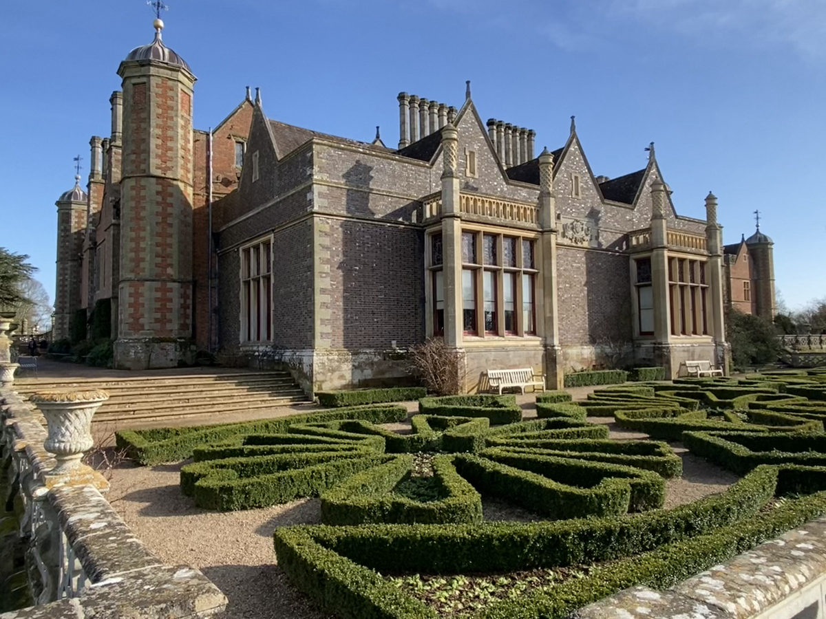 Главный дом (The Mansion House) Чарлекот Парка. Фото из личного архива