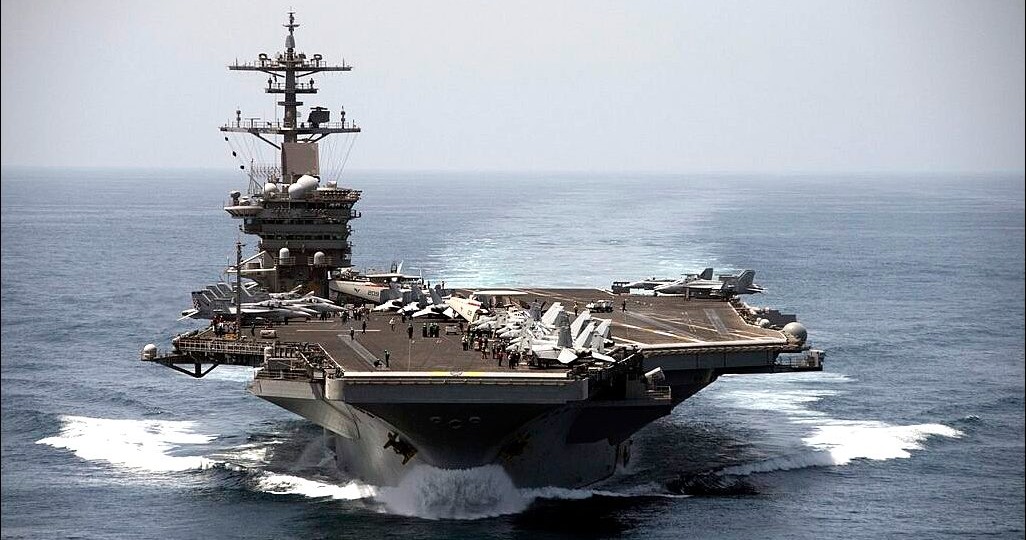 Где сейчас находятся американские авианосцы?