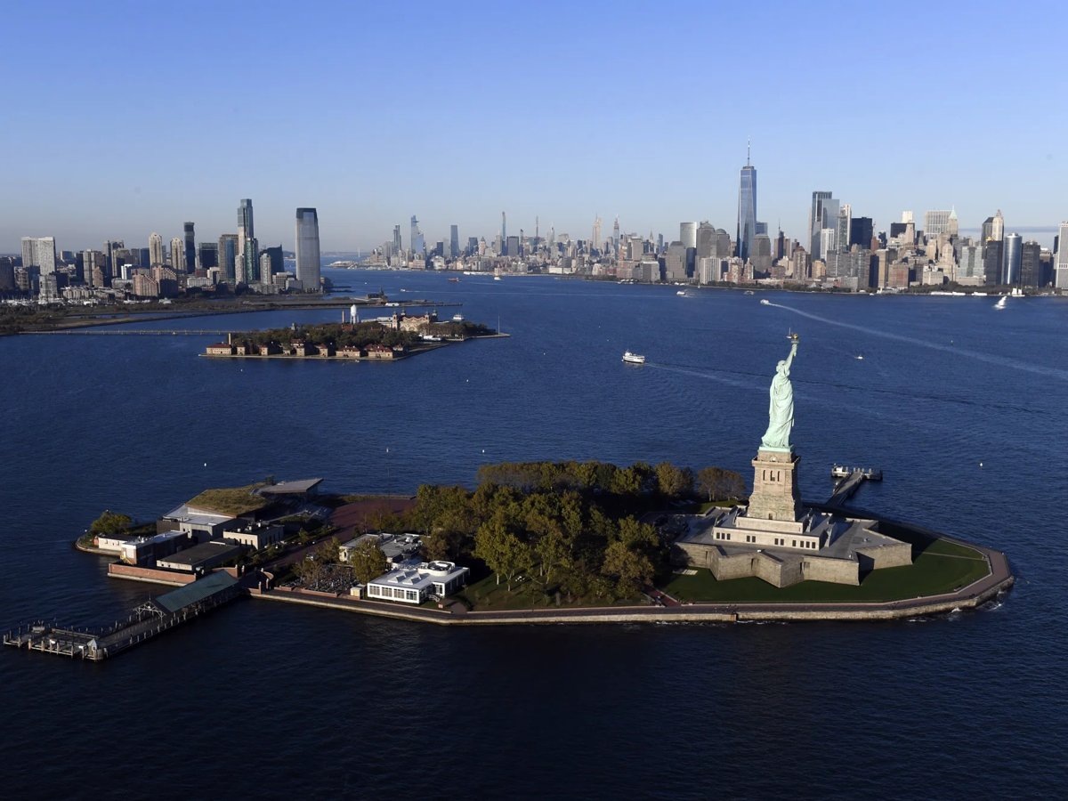     В Нью-Йорке планировалось реалити-шоу с русскими девушками