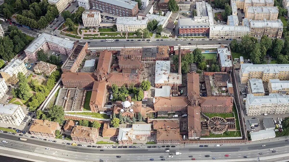    «Кресты», вид сверху © wikipedia.org