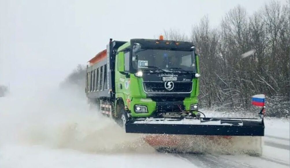     Уборка снега. Источник: rg.ru Автор фото: Минтранс Ростовской области