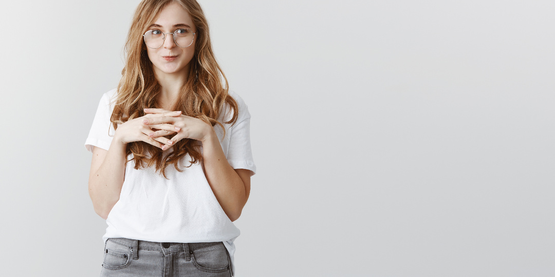 — Главное же не подарок, а внимание, — язвительно сказала она