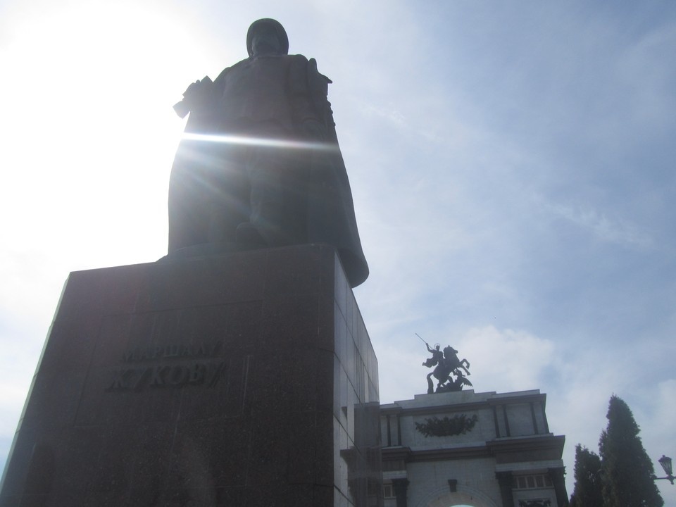    8 февраля на мемориальном комплексе «Курская дуга» пройдет возложение цветов и венков Светлана ВОЛКОВА