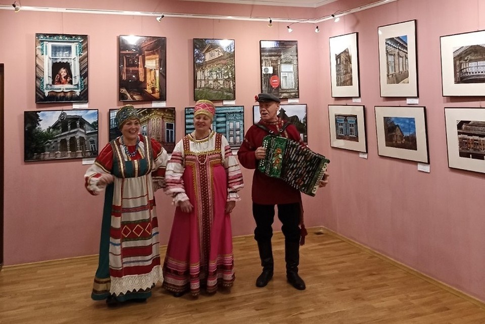    На открытии выставки. Фото: VK/ "Визит Кимры"