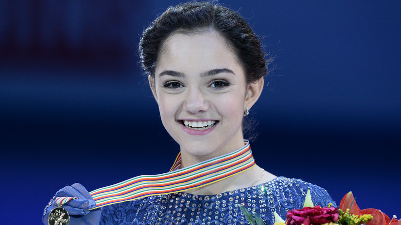     Евгения Медведева в 2016-м произвела фурор в женском фигурном катании / РИА Новости / Александр Вильф