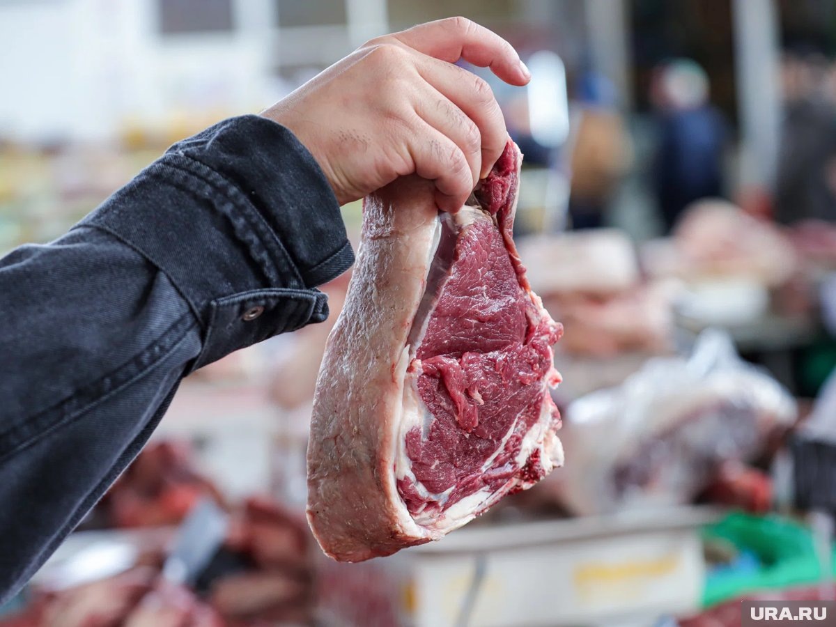     Дешевое индийское мясо буйволов в России в основном идет на переработку — в фарш, колбасы и полуфабрикаты, рассказал Сергей Юшин