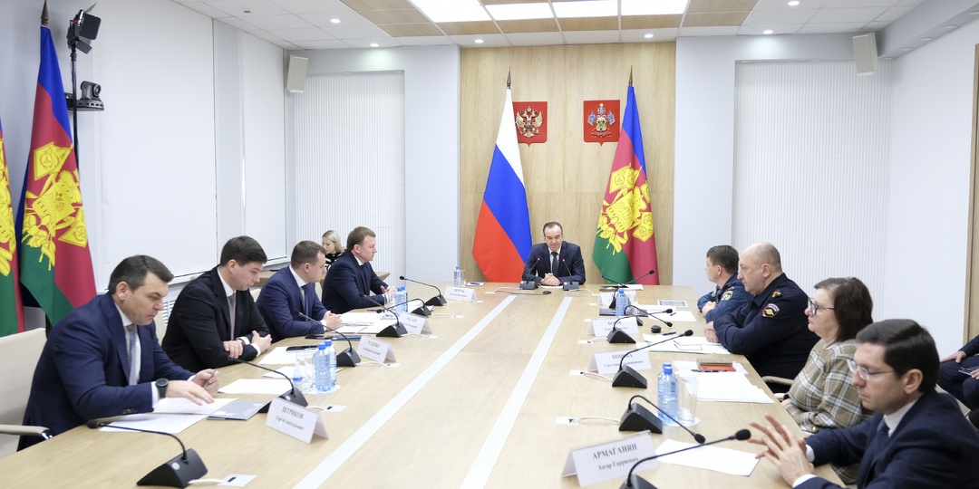 Глава Сочи Андрей Прошунин: принимаем дополнительные меры по обеспечению безопасности в связи с ухудшением погодных условий