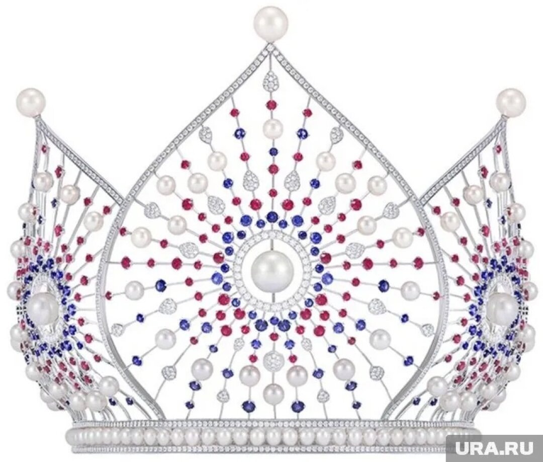    С 2018 года все победительницы «Мисс Россия» (как Анастасия Венза в 2025-м) надевают корону от Mercury с воздушными куполами в сапфирах, рубинах и жемчуге