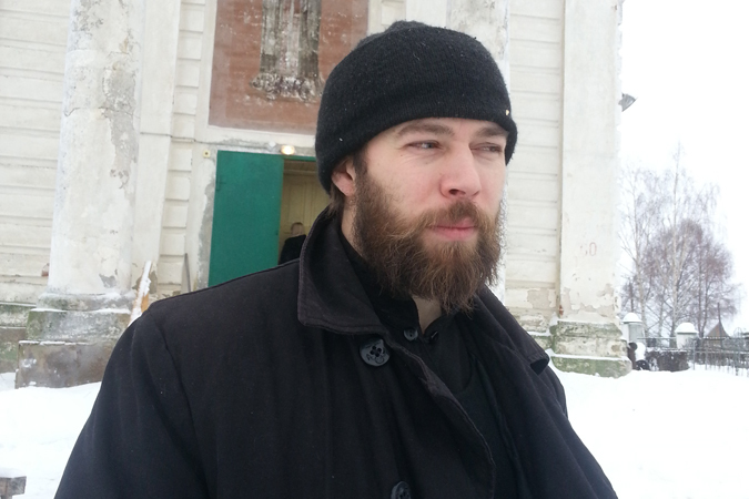 В Ярославской области священник задержал вооружённых грабителей в храме