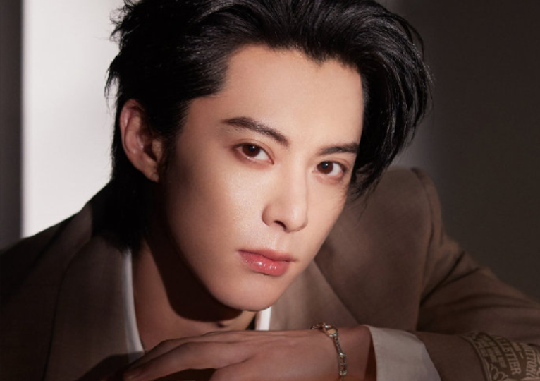 Актёр Ван Хэди: от смелых признаний до тихой доброты