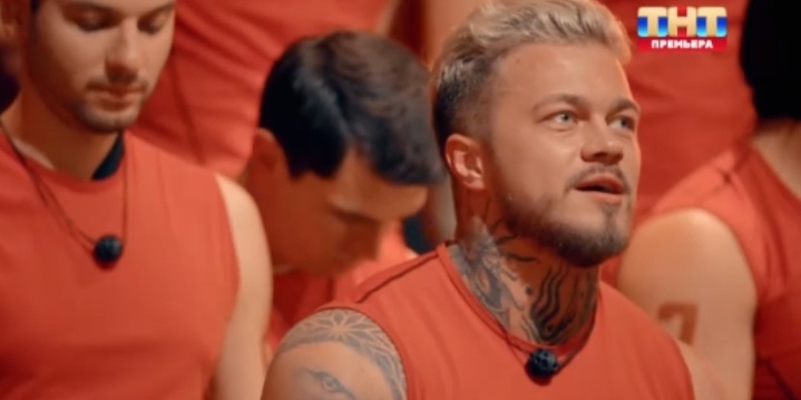 Лео было даже не узнать, он так изменился...