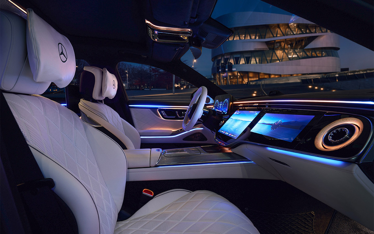 Mercedes-Benz📷Mercedes-Benz S-Class