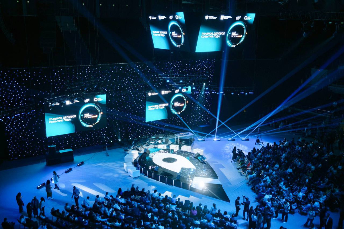    Фото: https://www.gov.spb.ru/press/governor/311118/