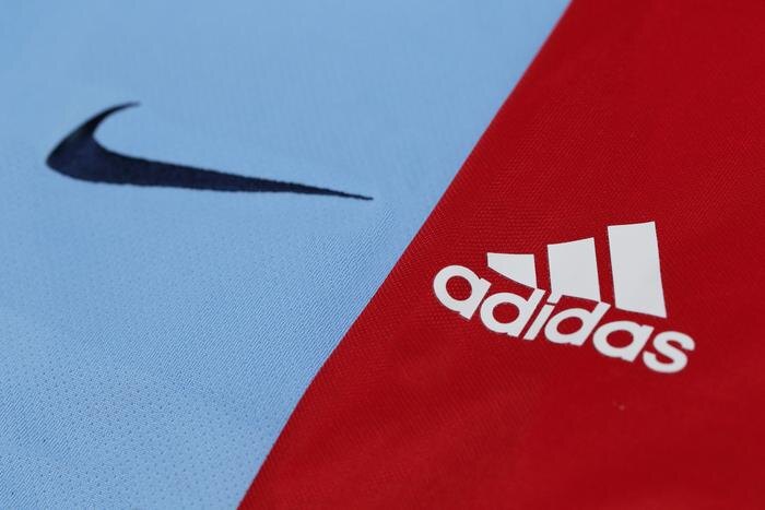 Обложка © Shutterstock / FOTODOM / charnsitr