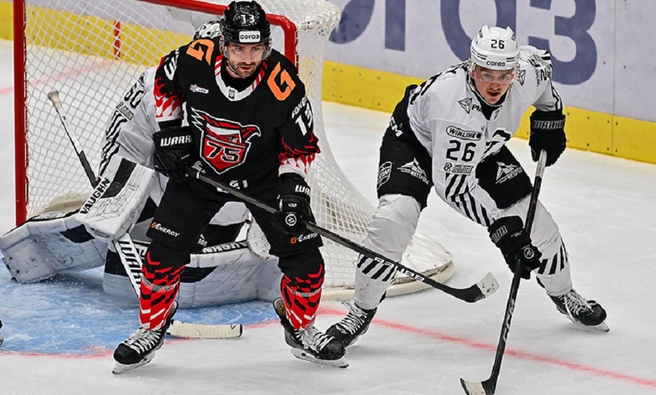    ХК «Авангард» в матче КХЛ. Фото: ХК «Авангард»