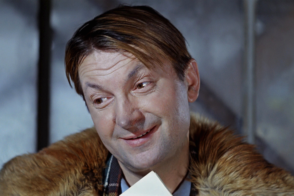 Георгий Михайлович Вицин. Кадр из фильма «Самогонщики». Фото: «kino-teatr.ru»