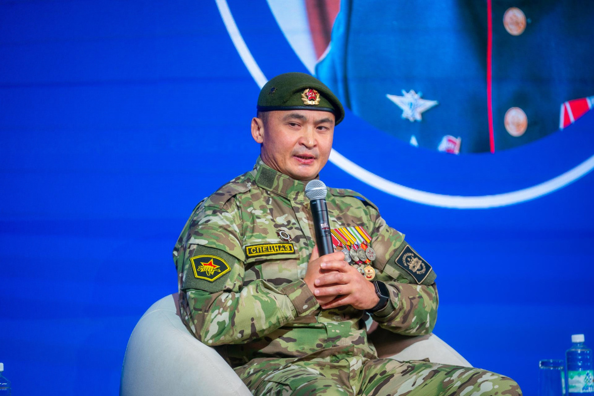    Кавалер ордена Мужества, ветеран СВО Руслан Вахитов возьмет на себя патриотическую работу в Югре
