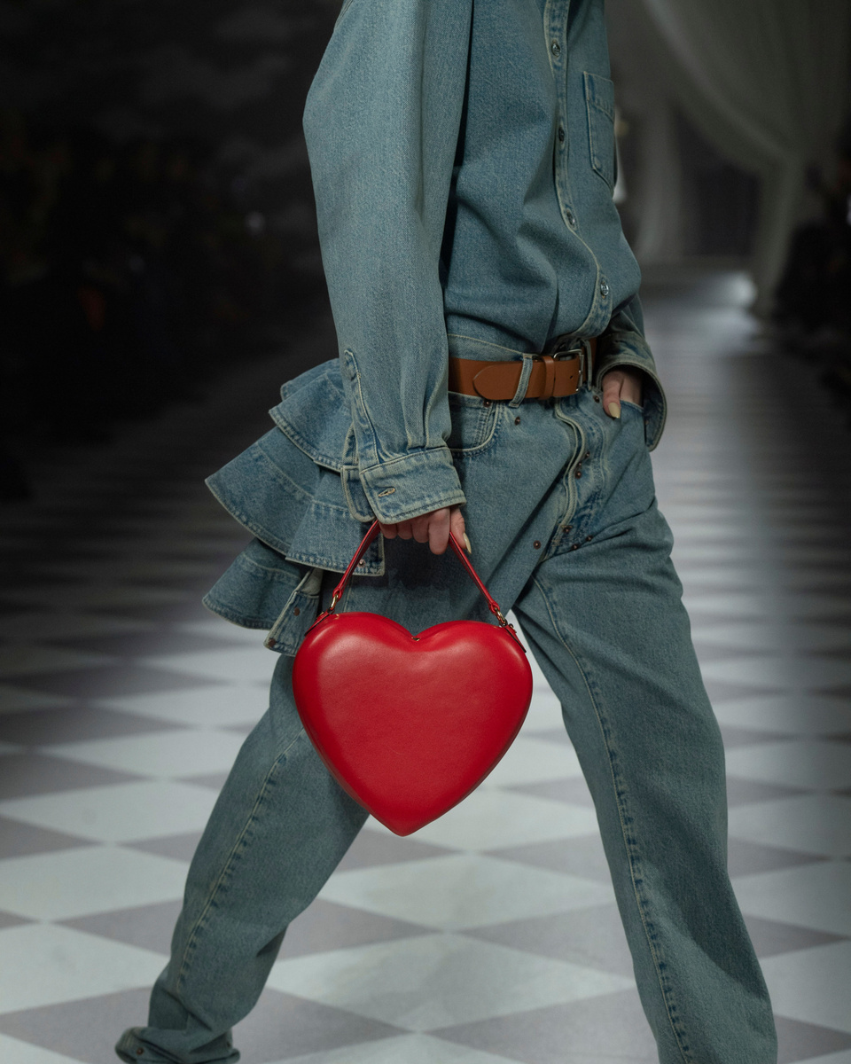    Moschino, осень-зима 2024, Love Me Bag