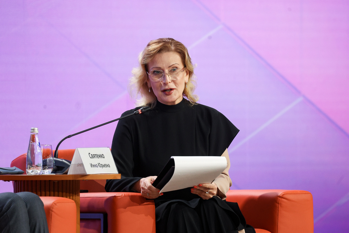    Читайте также: Сенатор Инна Святенко: работа, спорт и культура – на благо людей.