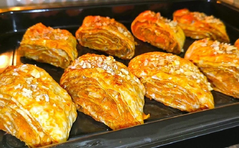 Лаваш и тыква — осеннее чудо: запекаем ароматные рулетики к чаю