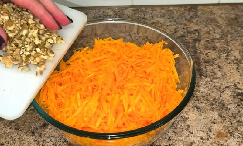 Лаваш и тыква — осеннее чудо: запекаем ароматные рулетики к чаю