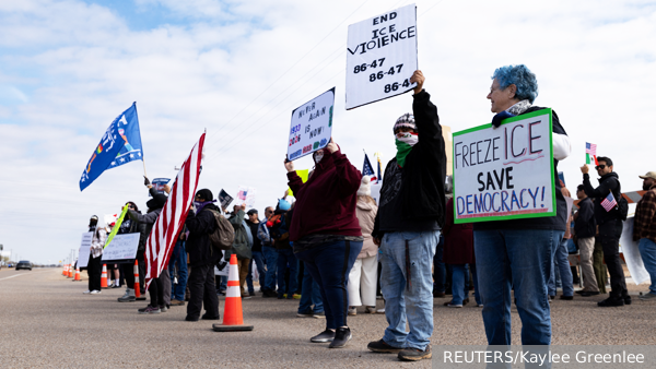     Фото: REUTERS/Kaylee Greenlee