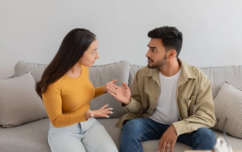 «Не смей рожать, мне нужны деньги на раскрутку бизнеса!» — муж потащил меня в клинику силой.