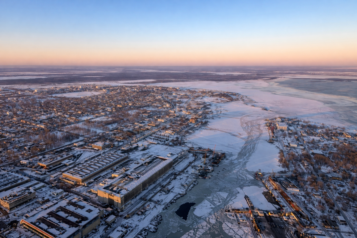 Северодвинск с высоты кажется тихим. Но именно здесь рождается флот.