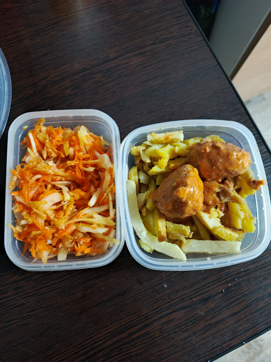 Обед на работе. 