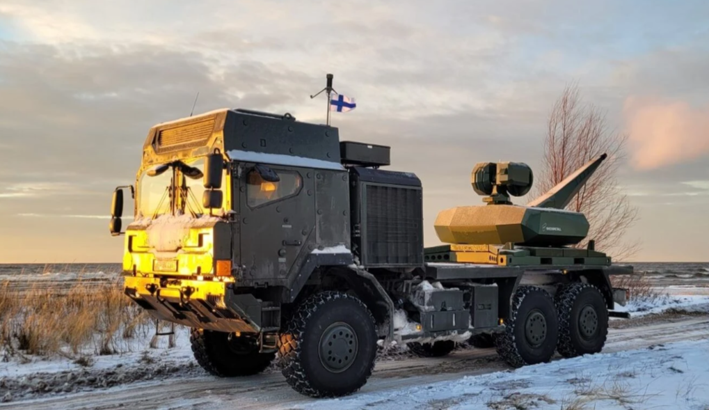 Skyspotter — модульная система защиты от дронов, разработанная компанией Rheinmetall. Предназначена для защиты критической инфраструктуры и крупных территорий от атак дронов.