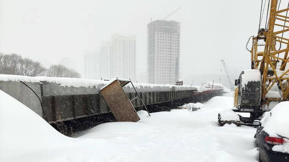 В прокуратуре утверждают, что с сентября 2025 года на строительстве моста работы не ведутся, все заброшено.📷Фото: прокуратура Ульяновской области