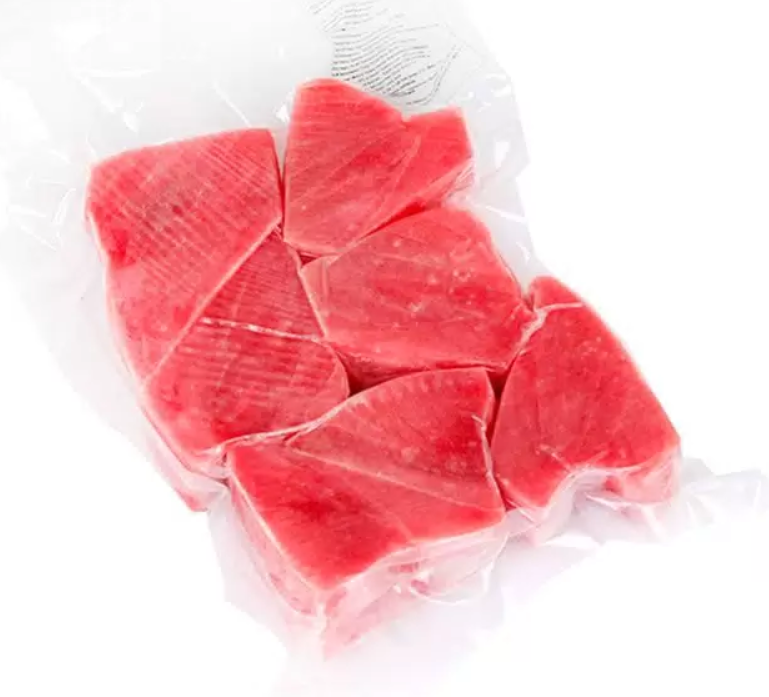 Примерно так выглядела вакуумная упаковка филе тунца