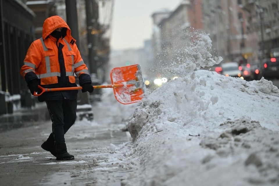    В Ростове ночью добавят 132 машины к уборке снега. Евгения ГУСЕВА