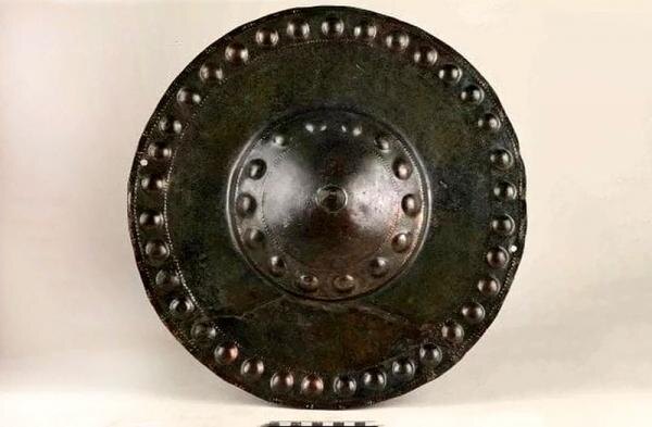 Археологи нашли бронзовый щит царя Аргишти I