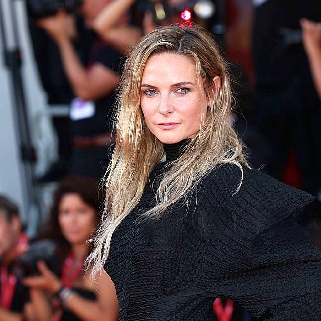 Ребекка Фергюсон на премьере фильма «Дом из динамита» на Венецианском МКФ, 2025 г