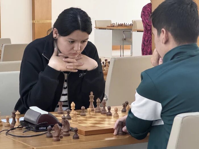   Лейла Шохрадова