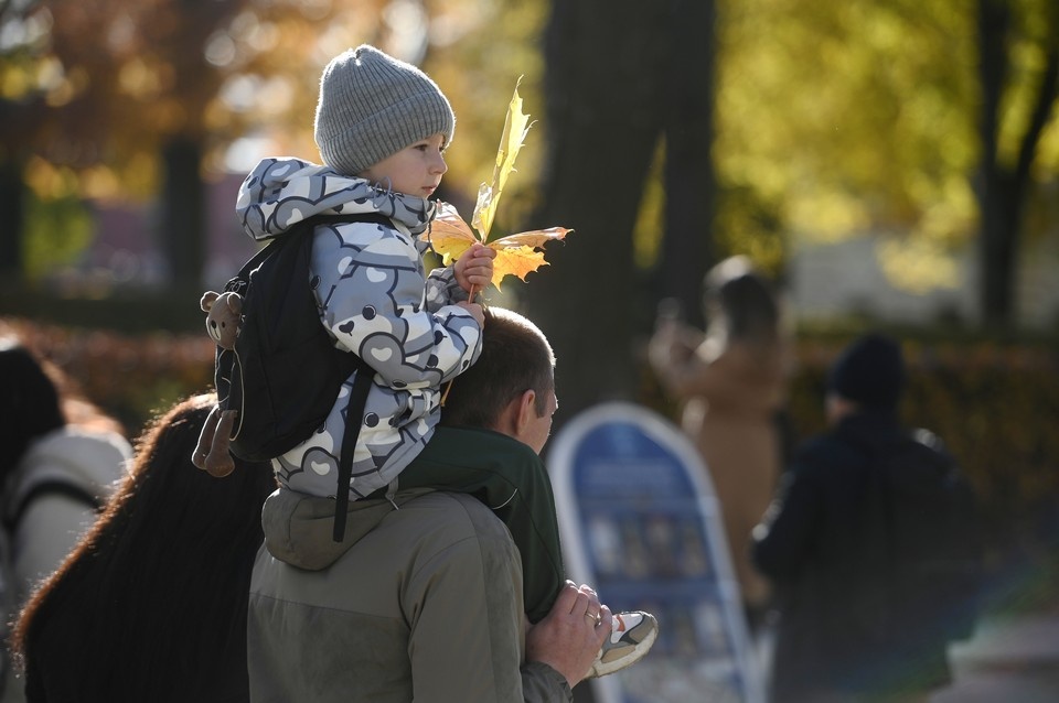   Семейные выплаты появятся в России в 2026 году. Алексей БУЛАТОВ