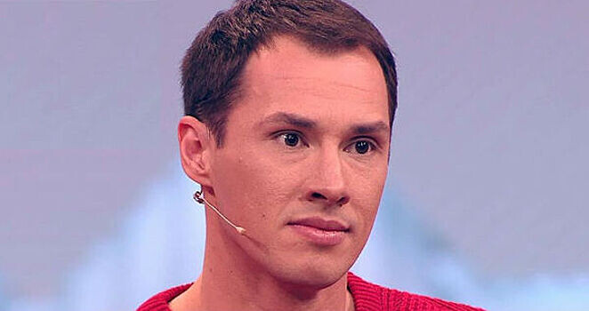 Растёт умницей и красавицей, а ещё "копией знаменитого дедушки". Как выглядит подросшая дочка ведущего Тимура Еремеева?