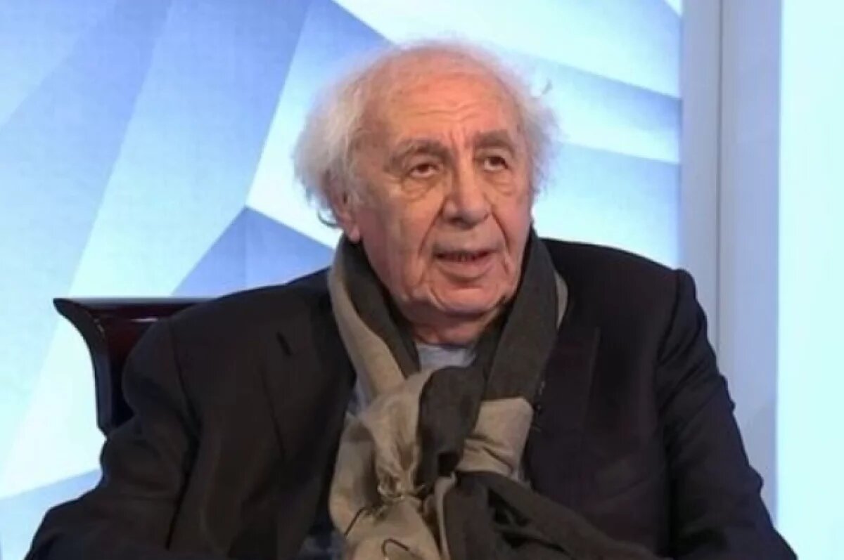    Режиссер Юрий Купер опроверг сообщения о проблемах с почками