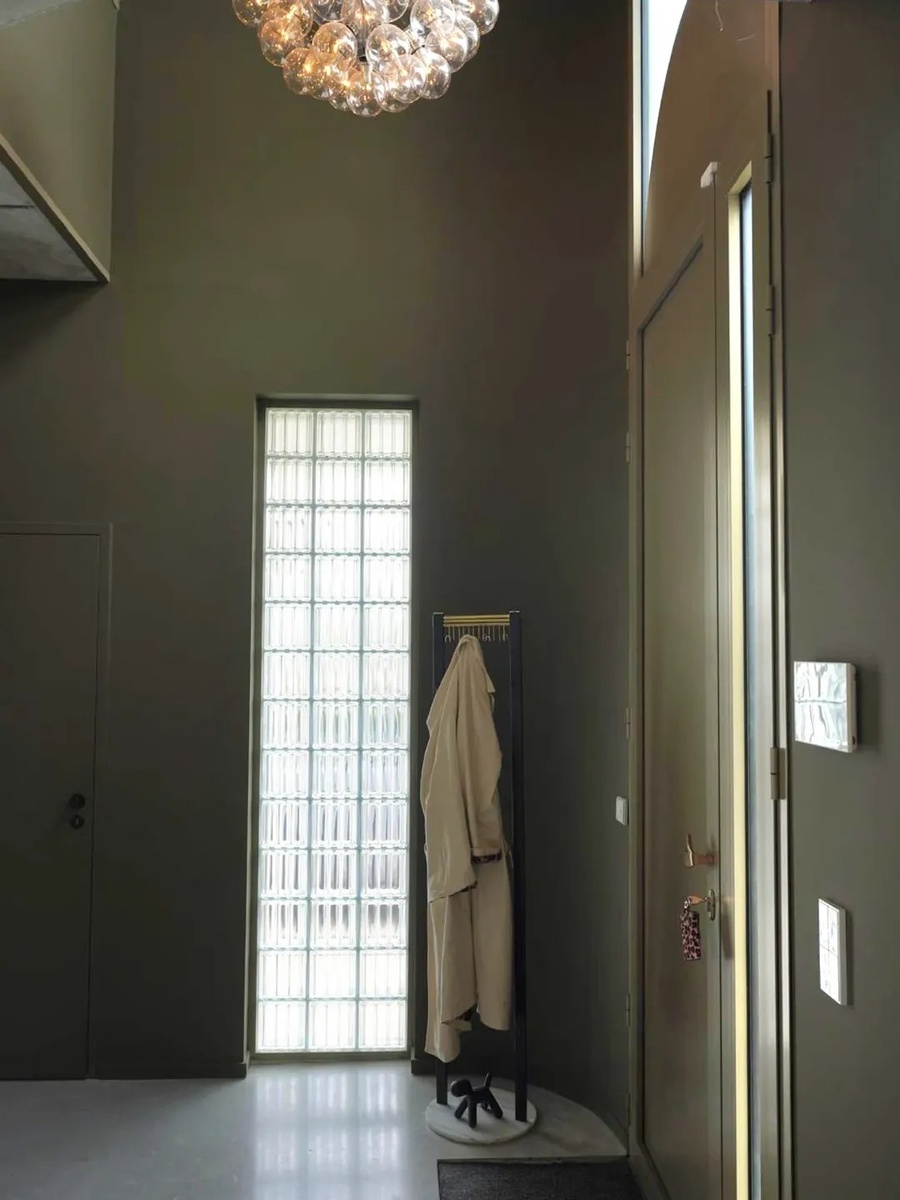 ОТТЕНОК NORI V14, ARGILE. ДИЗАЙН: @STUDIOADD_______ @INSIDECLOSET. ФОТО: @ARGILEPEINTURE.