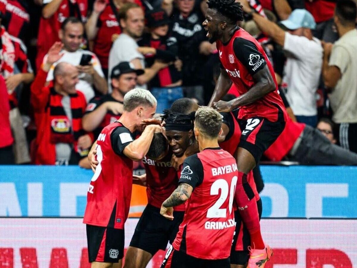    Футболисты "Байера" | © Соцсети клуба