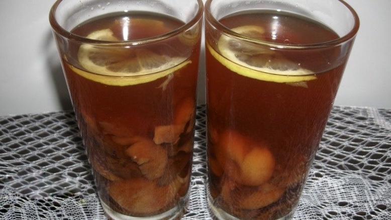 Пила кефир каждый вечер и повысила мочевую кислоту. 3 напитка, которые вредят суставам после 55 лет